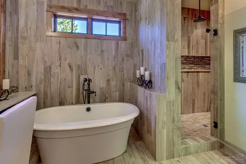 60260 Sunset View Dr, Bend, OR 97702 photo 10