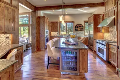 60260 Sunset View Dr, Bend, OR 97702 photo 5