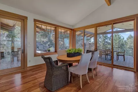 1205 NW Remarkable Dr, Bend, OR 97703 photo 7