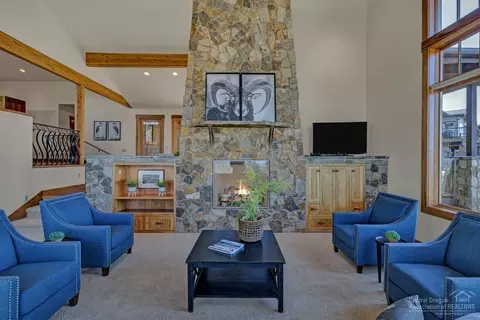 1205 NW Remarkable Dr, Bend, OR 97703 photo 5