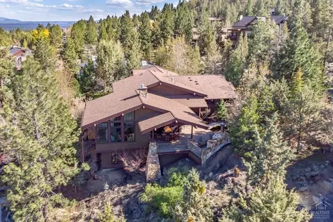 1205 NW Remarkable Dr, Bend, OR 97703 photo 3