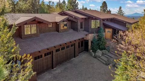 1205 NW Remarkable Dr, Bend, OR 97703 photo 1