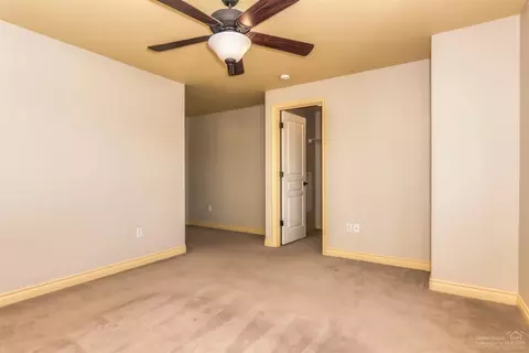 60914 Garrison Dr, Bend, OR 97702 photo 14