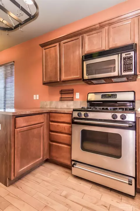 60914 Garrison Dr, Bend, OR 97702 photo 11