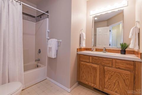 181 SE Windance Ct, Bend, OR 97702 photo 14