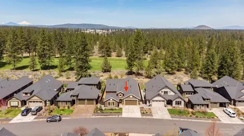 20186 Stonegate Dr, Bend, OR 97702 photo 2