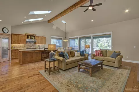 20186 Stonegate Dr, Bend, OR 97702 photo 6