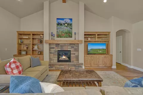 20186 Stonegate Dr, Bend, OR 97702 photo 8