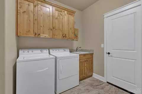 20186 Stonegate Dr, Bend, OR 97702 photo 23