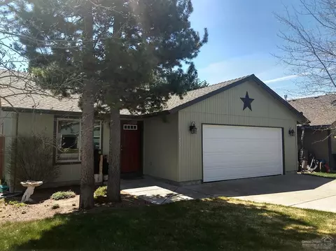 16465 Heath Dr, La Pine, OR 97739 photo 1