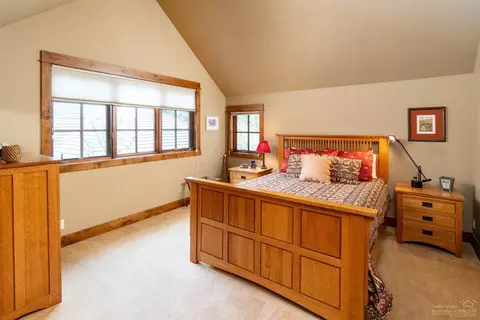 61445 Tam Mcarthur Loop, Bend, OR 97702 photo 18