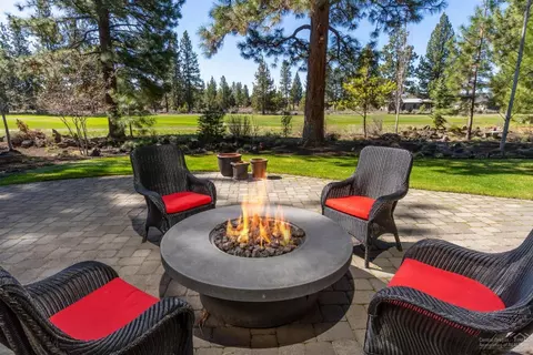 61445 Tam Mcarthur Loop, Bend, OR 97702 photo 23