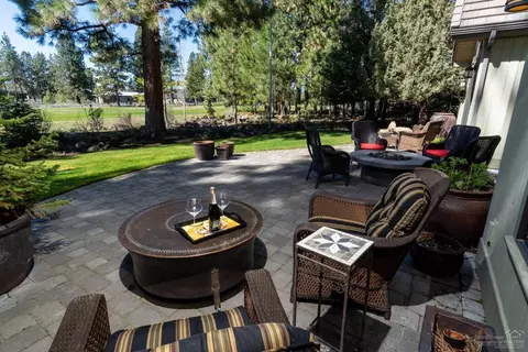 61445 Tam Mcarthur Loop, Bend, OR 97702 photo 24