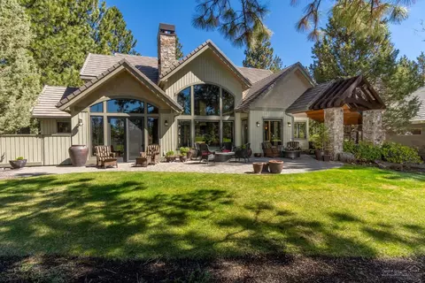 61445 Tam Mcarthur Loop, Bend, OR 97702 photo 5