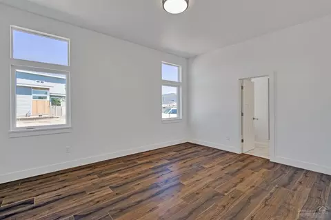 60077 SE Ruby Peak Loop, Bend, OR 97702 photo 13