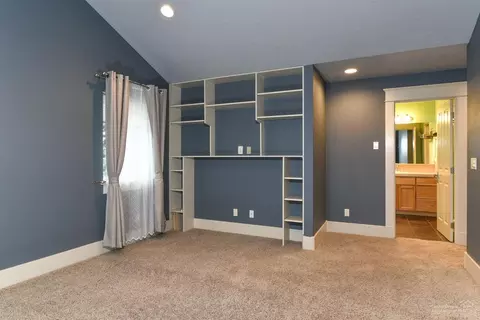3361 NE Wild Rivers Loop, Bend, OR 97701 photo 15