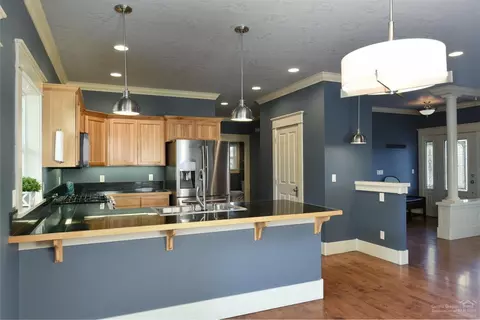 3361 NE Wild Rivers Loop, Bend, OR 97701 photo 10