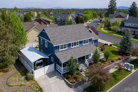 3361 NE Wild Rivers Loop, Bend, OR 97701 photo 2