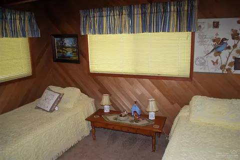 53330 Holtzclaw, La Pine, OR 97739 photo 22