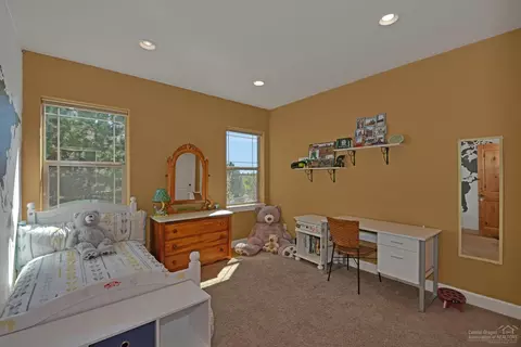 34 NW Skyliner Summit Loop, Bend, OR 97703 photo 10