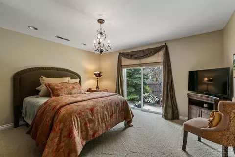 19481 Fishhawk Loop, Bend, OR 97702 photo 12