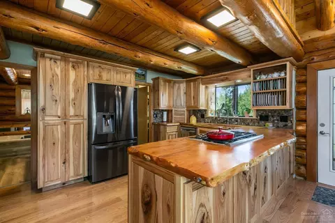 51610 Ash Rd, La Pine, OR 97739 photo 9