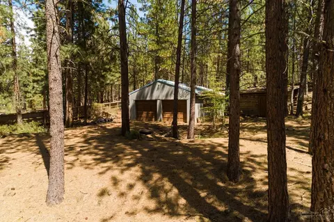 60106 Turquoise Rd, Bend, OR 97702 photo 21