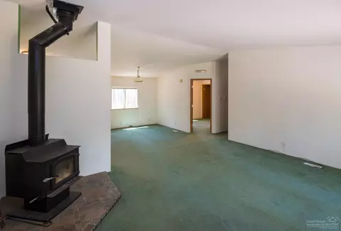 60106 Turquoise Rd, Bend, OR 97702 photo 8