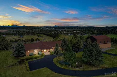 20150 Winston Loop, Bend, OR 97703 photo 1