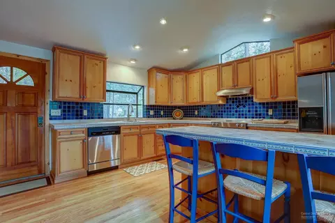 17038 Cooper Dr, Bend, OR 97707 photo 12