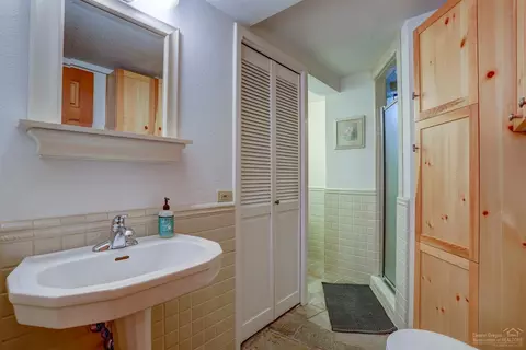 17038 Cooper Dr, Bend, OR 97707 photo 20