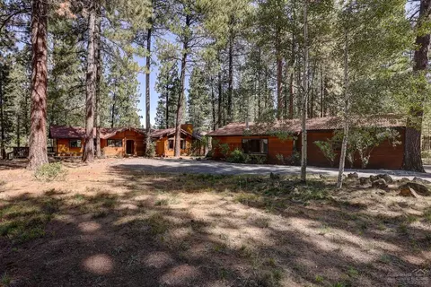 17038 Cooper Dr, Bend, OR 97707 photo 6
