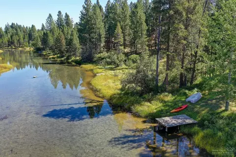 17038 Cooper Dr, Bend, OR 97707 photo 1