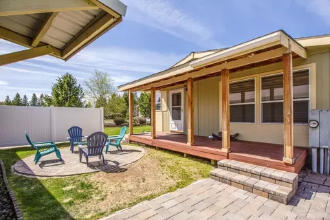 54886 Huntington Rd, Bend, OR 97707 photo 6