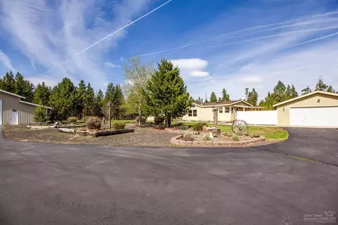 54886 Huntington Rd, Bend, OR 97707 photo 21