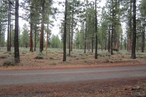 14843 White Pine Way, La Pine, OR 97739 photo 21