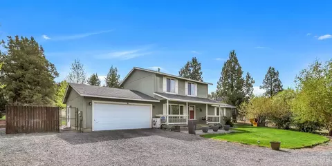 25095 Bachelor Ln, Bend, OR 97701 photo 2