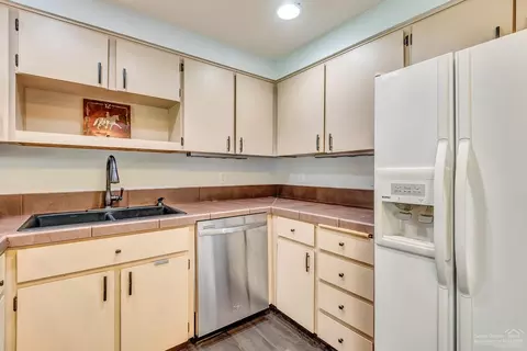 25095 Bachelor Ln, Bend, OR 97701 photo 9