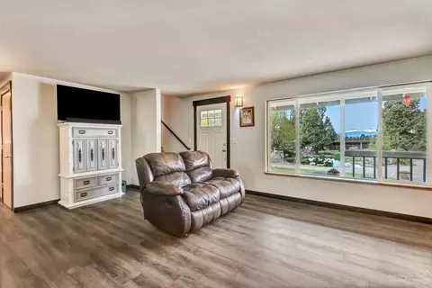 25095 Bachelor Ln, Bend, OR 97701 photo 6