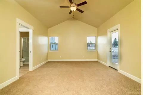 2966 NE Marea Dr, Bend, OR 97701 photo 10
