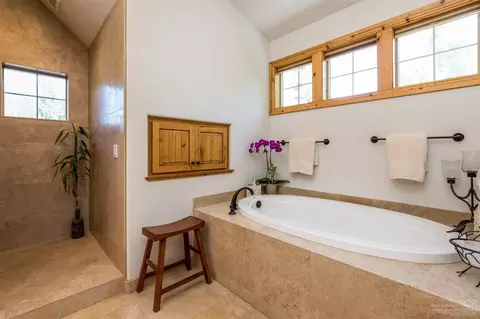 57994 Twosome Ln, Sunriver, OR 97707 photo 14