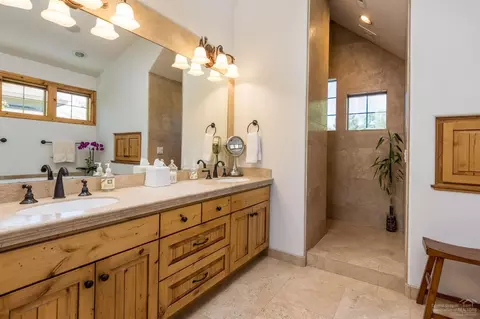 57994 Twosome Ln, Sunriver, OR 97707 photo 13