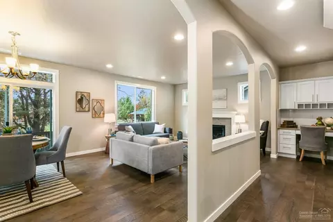 1806 NE Coby Way, Bend, OR 97701 photo 5