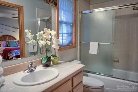 17733 Quelah Ln, Sunriver, OR 97707 photo 15