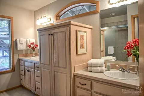17733 Quelah Ln, Sunriver, OR 97707 photo 13