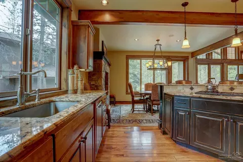 57709 Loon Ln, Sunriver, OR 97707 photo 9