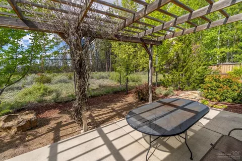 61367 Brianne Pl, Bend, OR 97702 photo 15