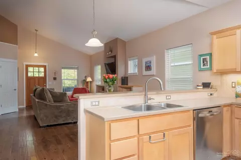 62717 Larkview Rd, Bend, OR 97701 photo 10