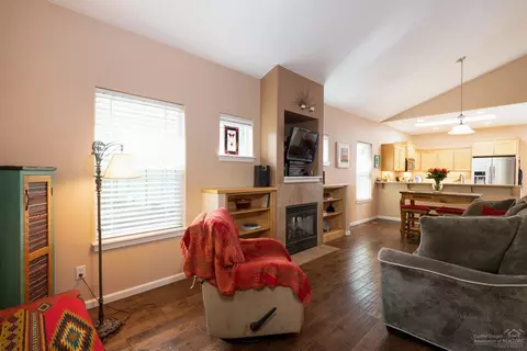 62717 Larkview Rd, Bend, OR 97701 photo 6