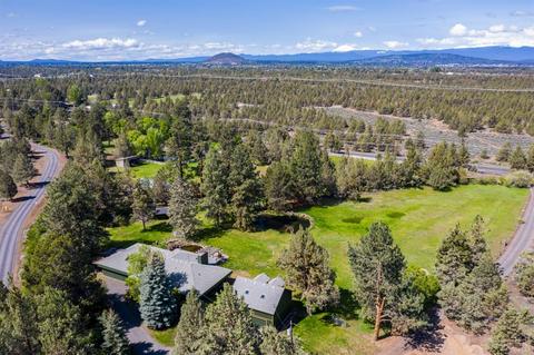 63080 Dickey Rd, Bend, OR 97701 photo 24
